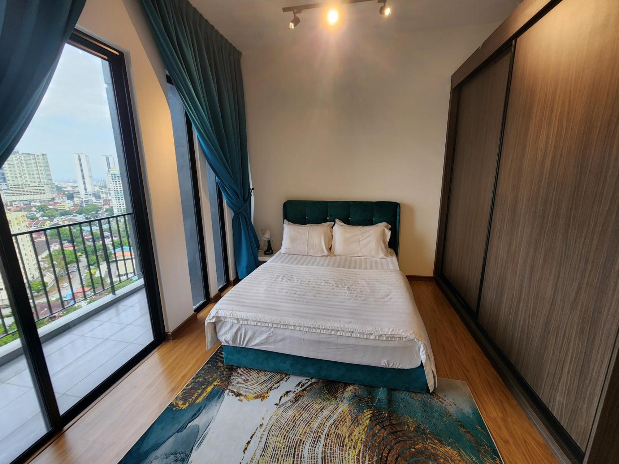 Beacon Executive Suite - Skypool Penang View George Town Exterior foto